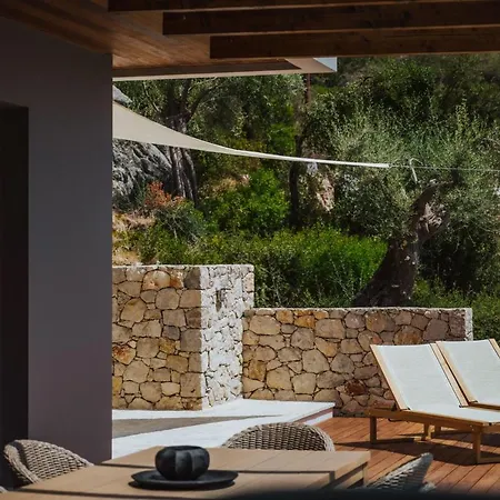 2s Alpha Lefkada - Happy *